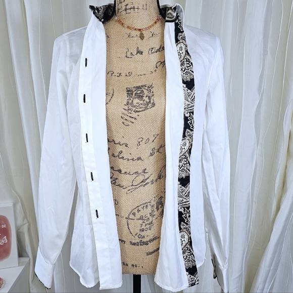 NWT Foxcroft - Blouse – Long Sleeve, White, Wrinkle-Resistant Fabric, Sz 8 - Picture 6 of 6